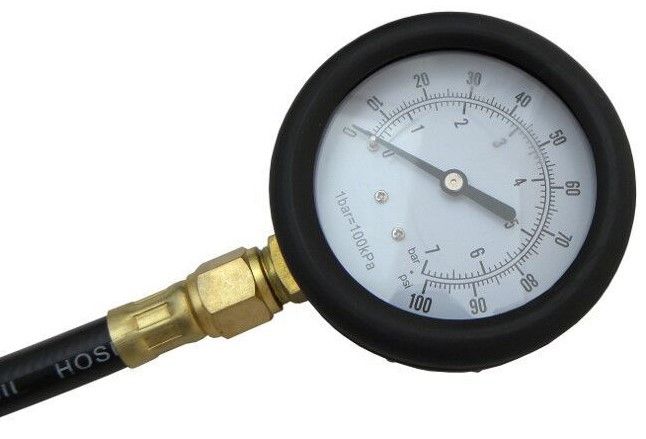 Тестер манометр для вимірювання тиску палива універсальний GEKO G02501 G02501 фото
