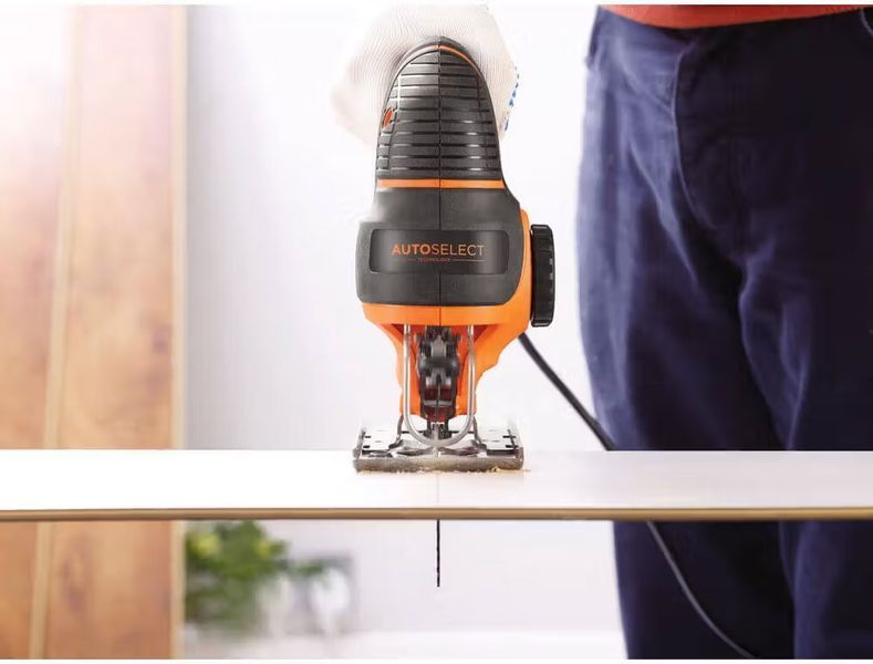 Пила лобзикова мережева BLACK+DECKER BES610 BES610 фото