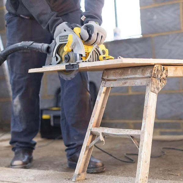 Пила циркулярная сетевая STANLEY FATMAX FME301 FME301 фото